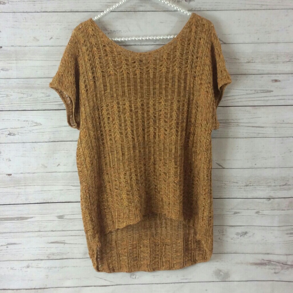 {A.N.A New approach}  Gold woven top
